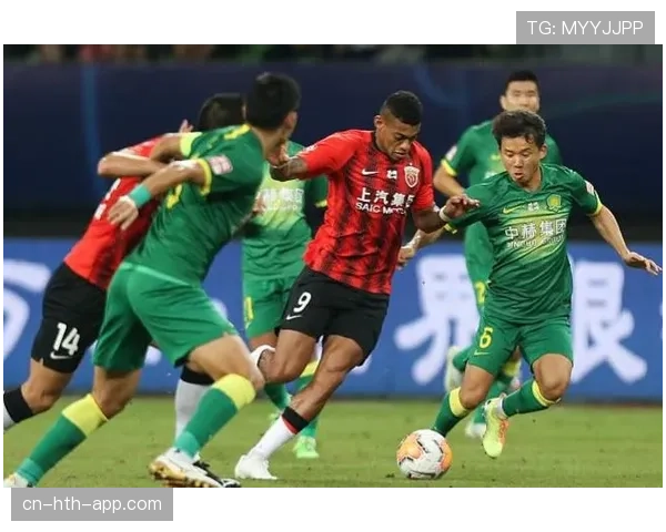 专栏评论：VAR在判定定位球进攻中犯规的尺度，是否过于模糊？